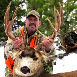 Deer Hunting - Ford Creek Outfitters - Montana