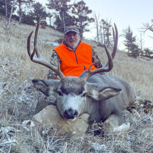 Deer Hunting - Ford Creek Outfitters - Montana