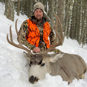 Deer Hunting - Ford Creek Outfitters - Montana